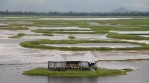 लोकटक झील