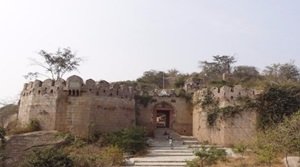 मेडक किला